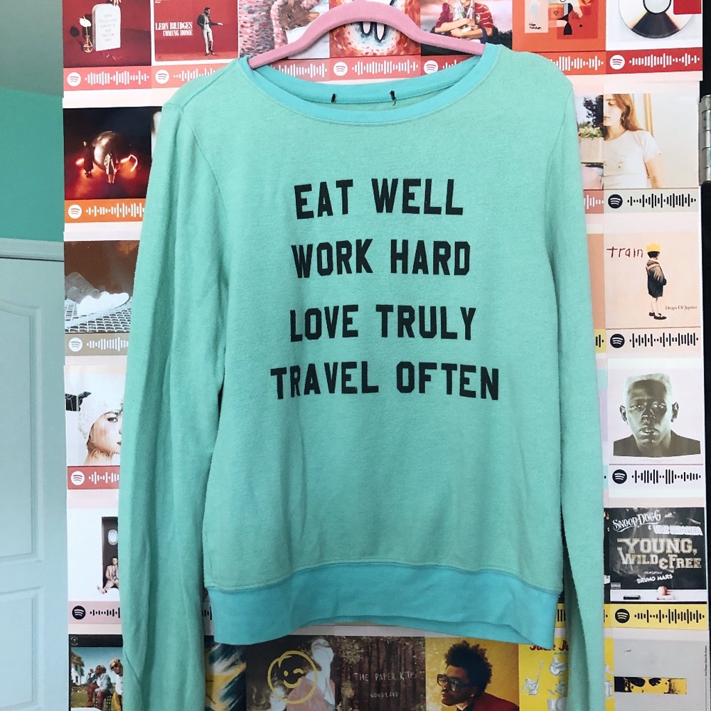 WILDFOX GRAPHIC SWEATER
